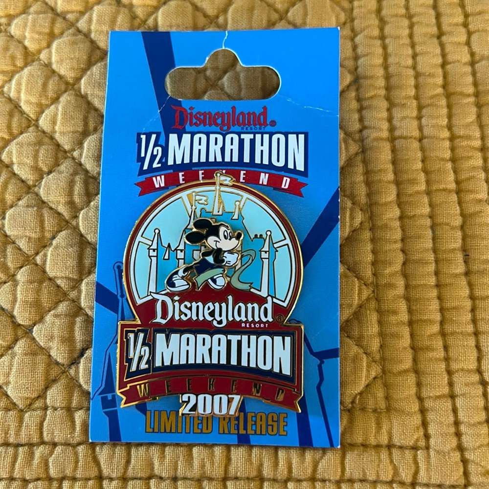 Disney Pin-Limited Edition